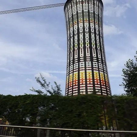 לינה וארוחת בוקר Monteverdi Garden מילאנו