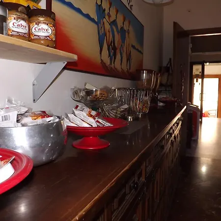 Monteverdi Garden Bed & Breakfast